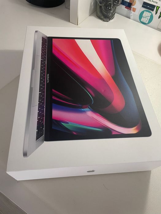 Macbook Pro 13-inch NOVO