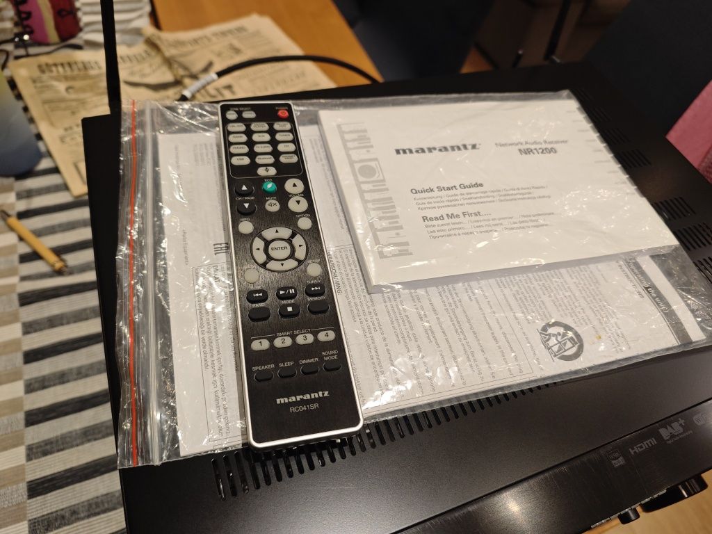 Amplituner stereo Marantz NR1200