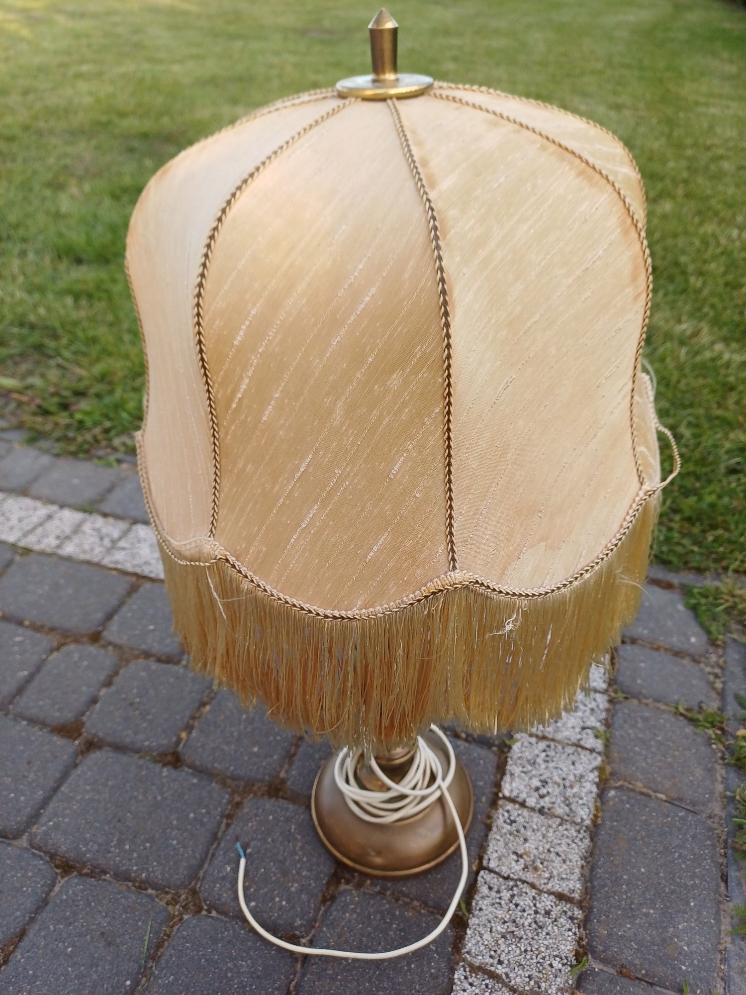 Lampa na stolik lub do przedpokoju