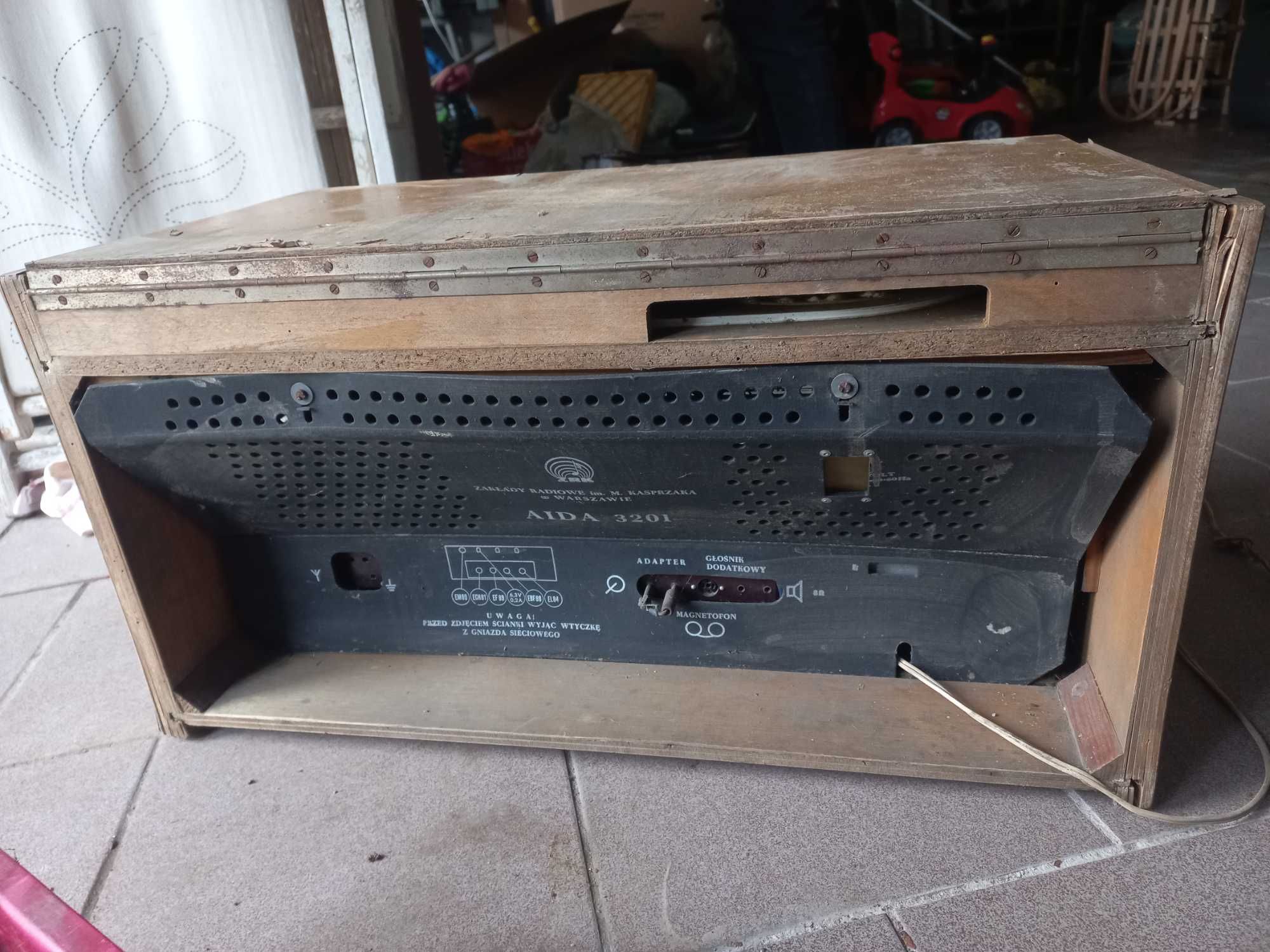 Radio Aida stare
