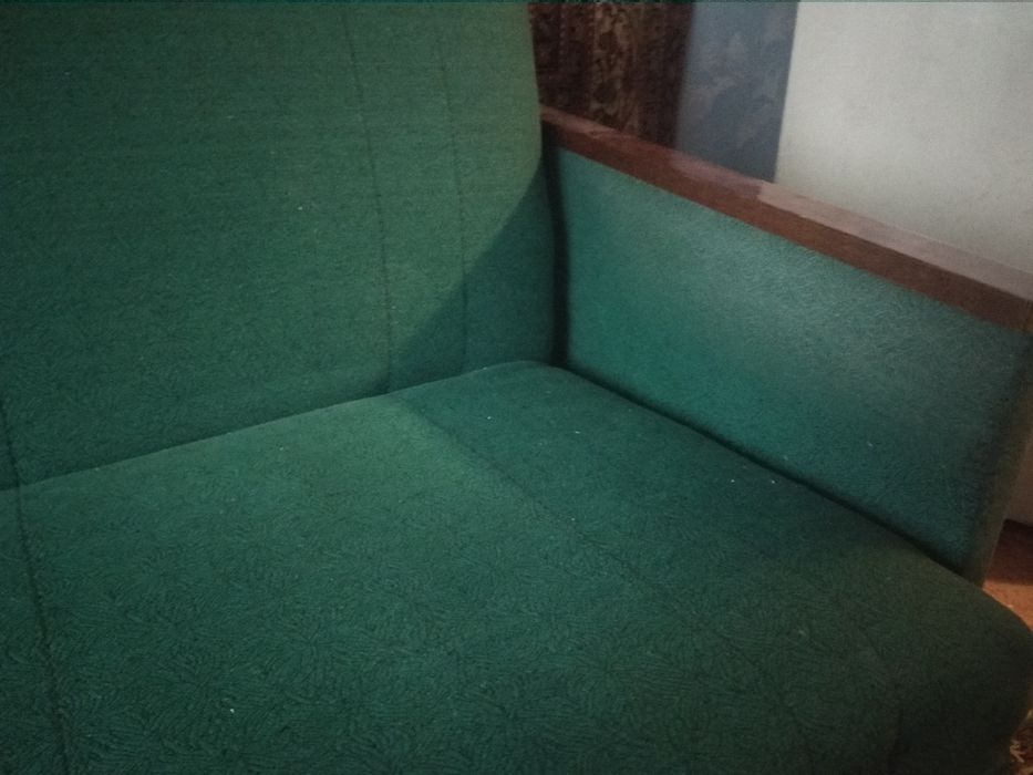 Диван с ковром !