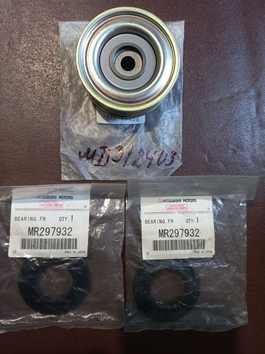 Carisma Ролик натяжитель приводного ремня