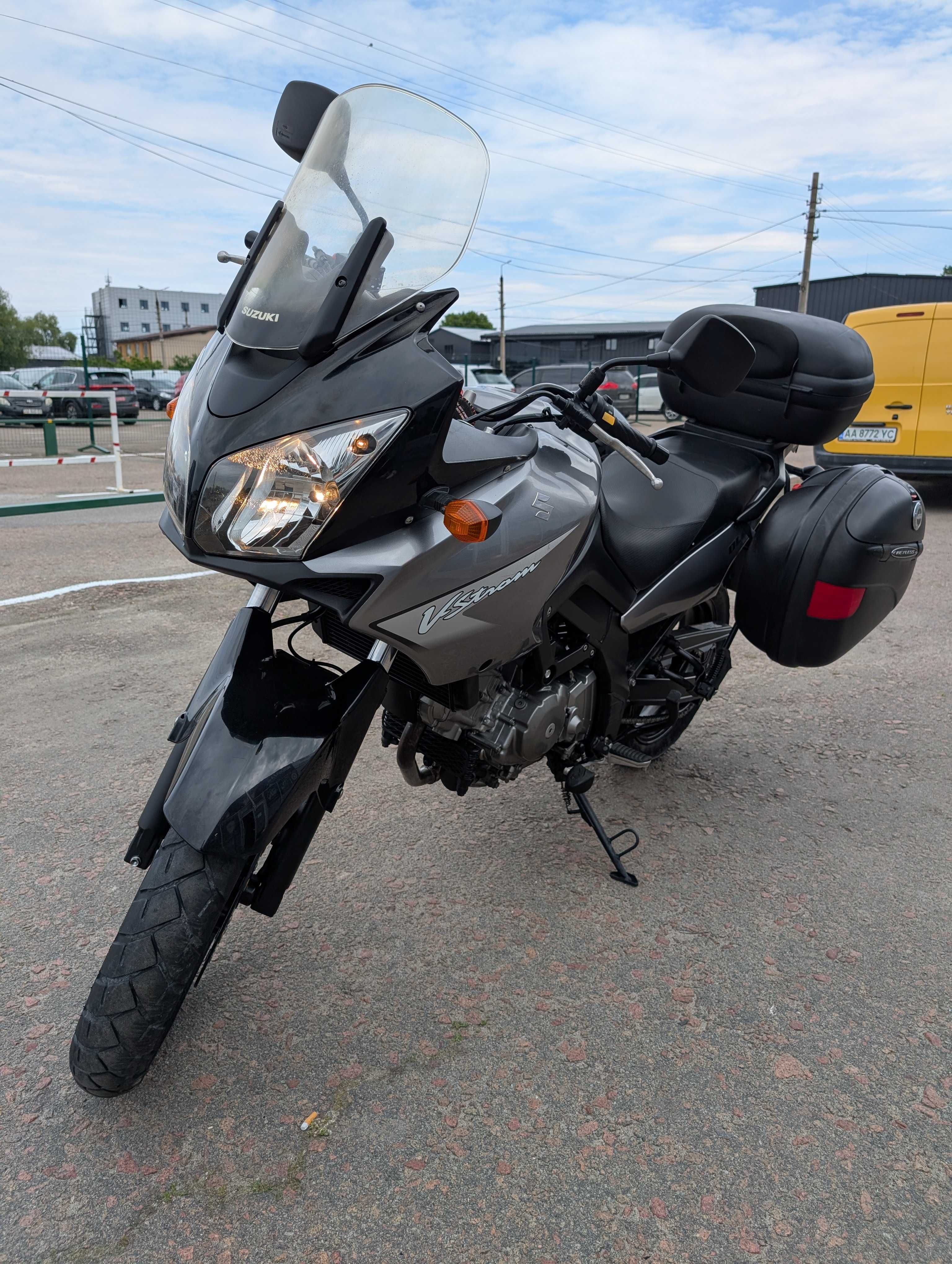 Мотоцикл Suzuki DL650V V-Strom MoToBaZa