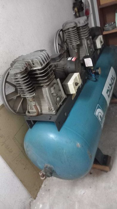 Compressor 300 lts 2 cabeças