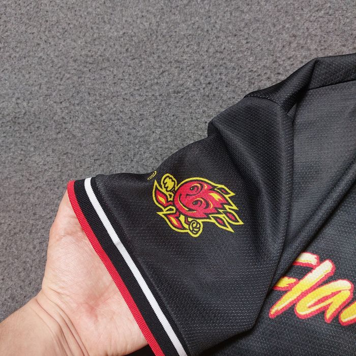 Rap jnco cheetos tee