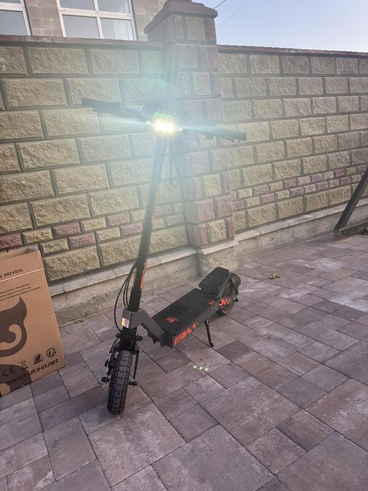 Електросамокат Kukirin G2 2025.