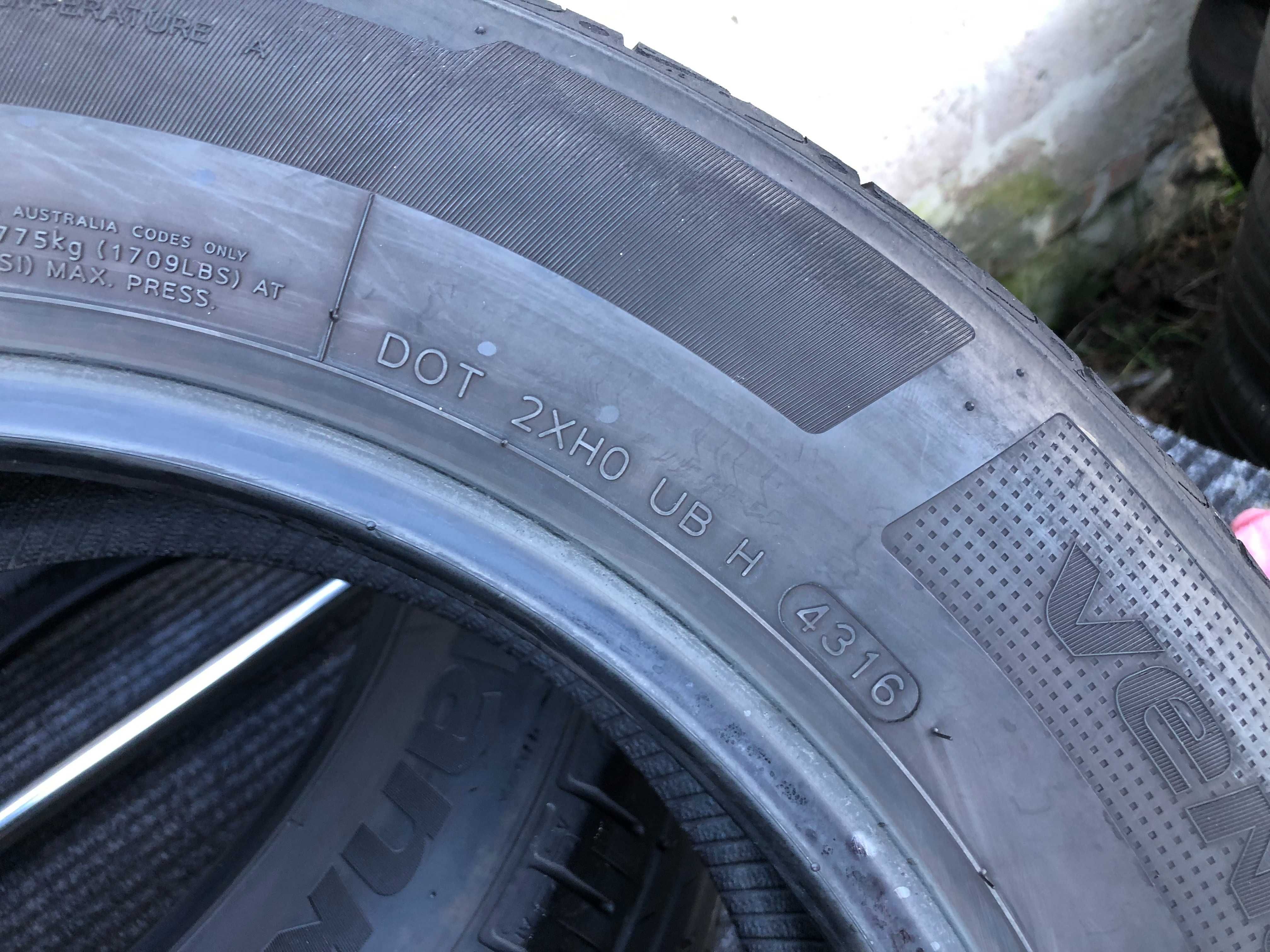 215/65 R17 Hankook