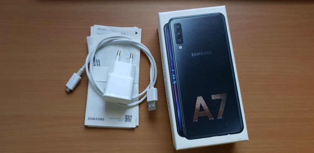 Продам Samsung Galaxy A7
