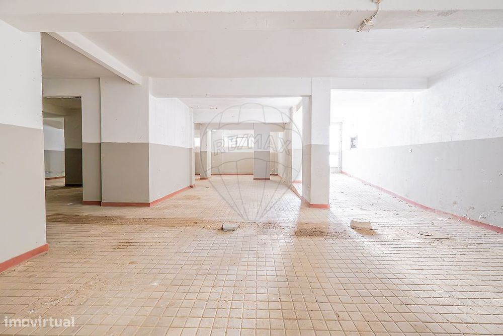 Garagem  para arrendamento