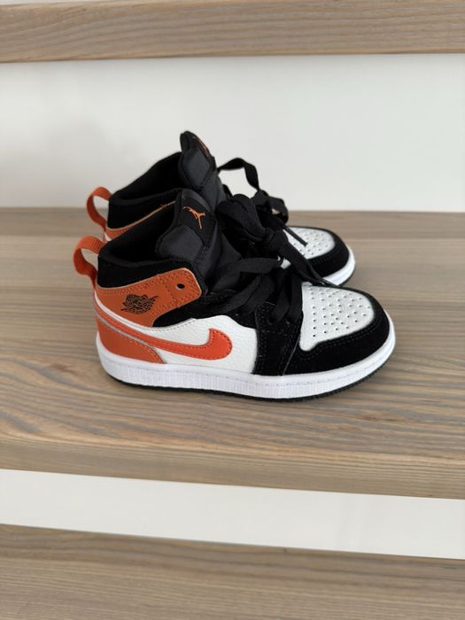 Дитячі кросівки Jordan 1