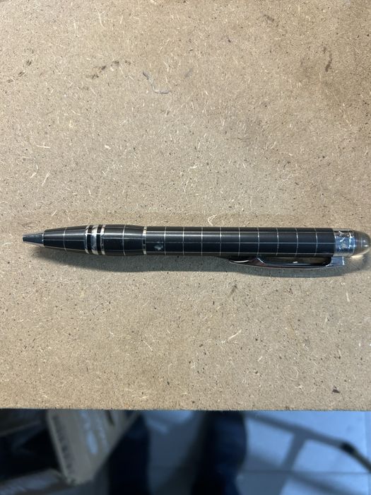 Vendo 2 esferograficas em bom estado