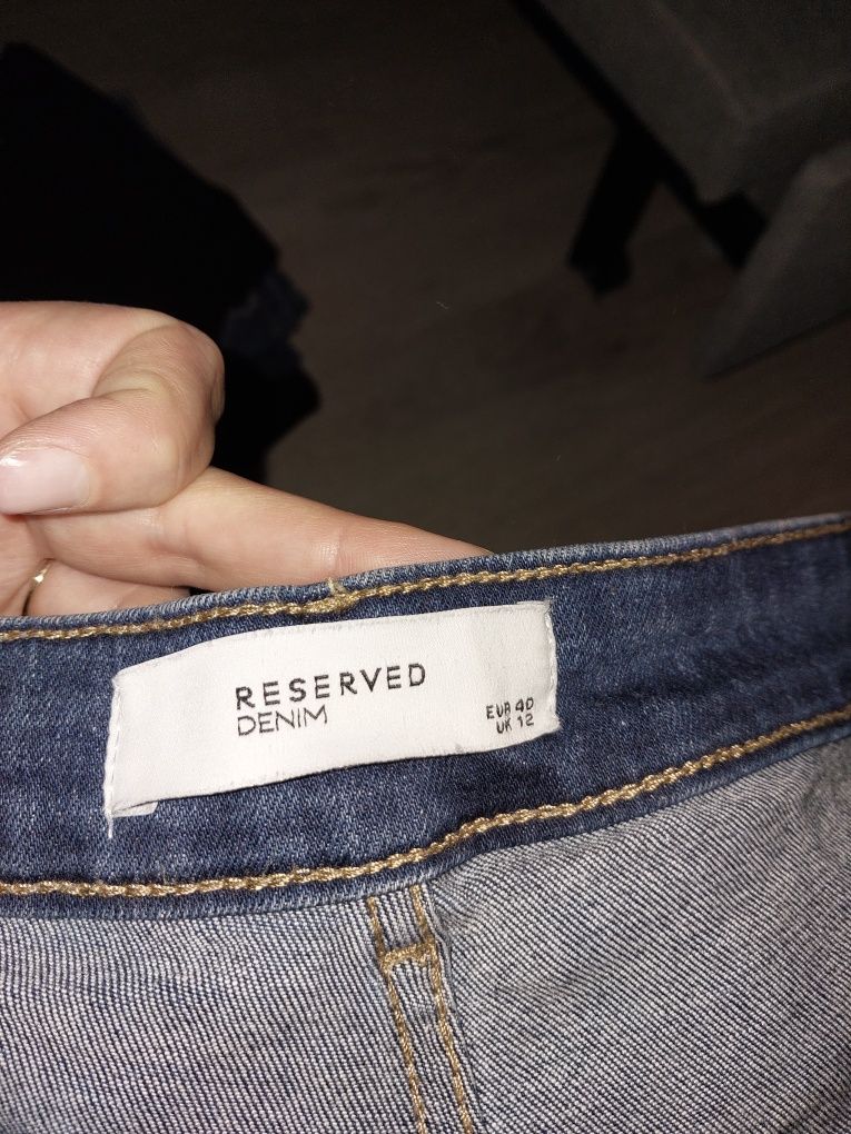 Jeansy nowe reserved 40