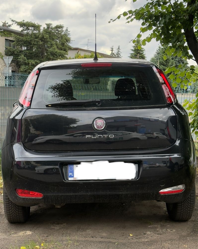 Fiat Punto 2012r - wazne OC i przeglad do 2026r