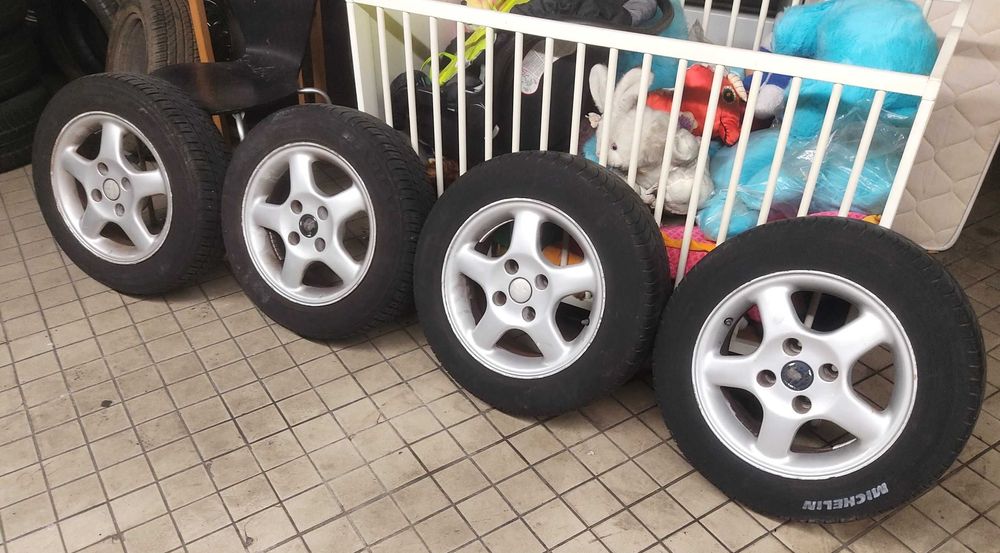 Jantes+Pneus Peugeot 206/106/C3/C2/SAAB/PUNTO/