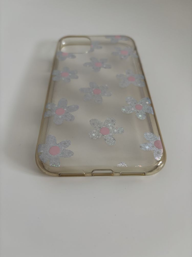 Etui iPhone11 przeźroczyste z kwiatkami