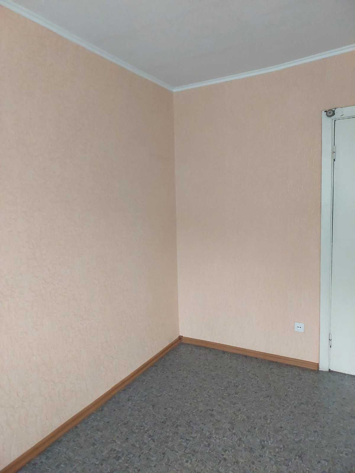 Продам отличные две комнаты в районе Аптеки  ,недорого