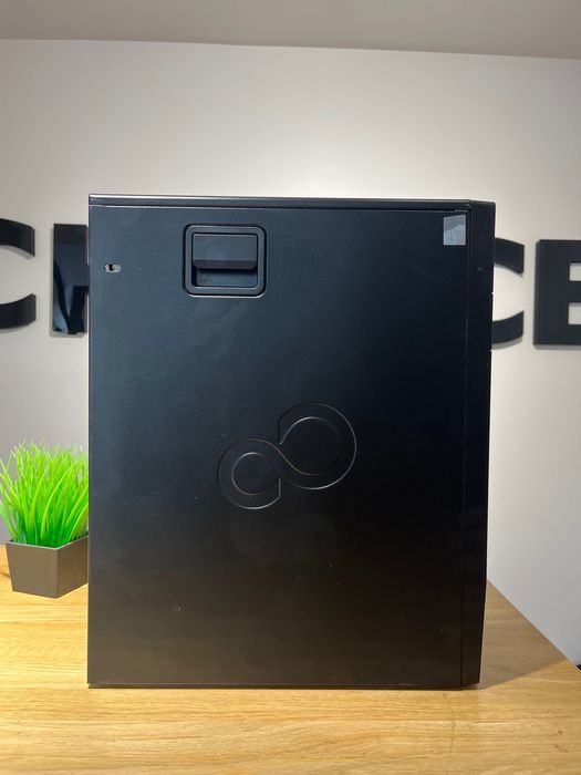 Fujitsu Esprimo P5011 Intel i7-11700 Core 16GB RAM 512GB SSD Klasa A-