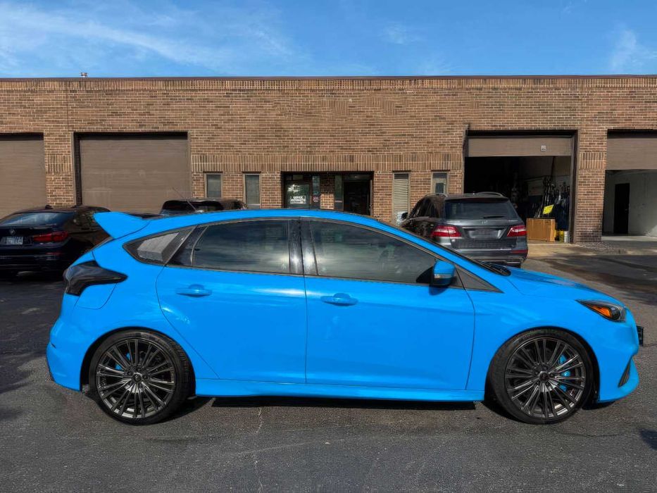 Ford Focus RS      2017