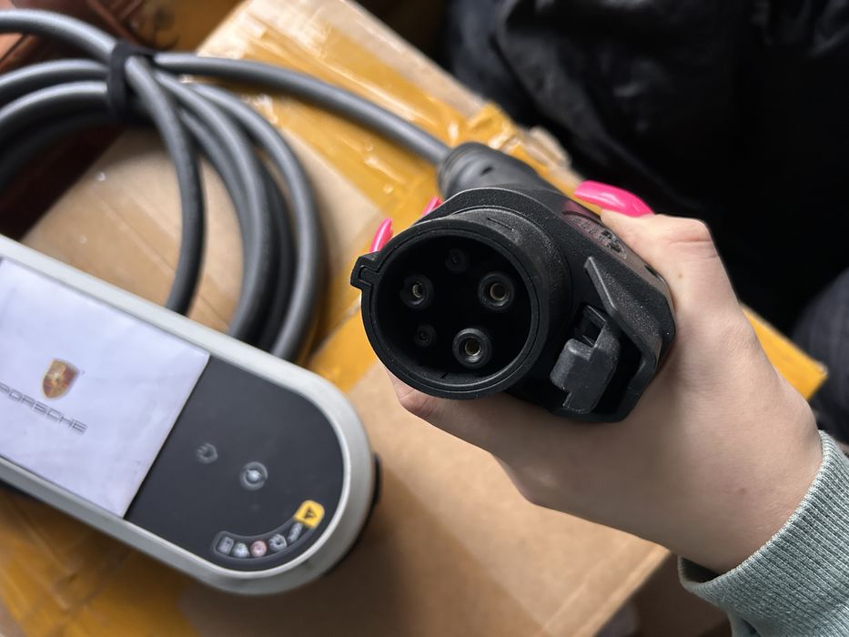 Зарядка Porsche,USA typ 1,9J1971675BC