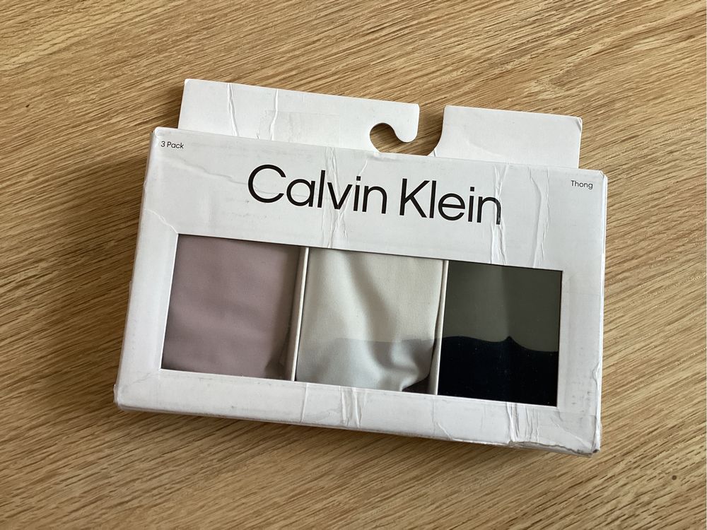 Жіночі безшовні трусики стрінги Calvin Klein (оригінал), XL