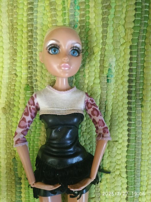 Кукла moxie teenz