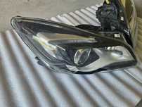 Insignia a lift lampa reflektor bixenon led
