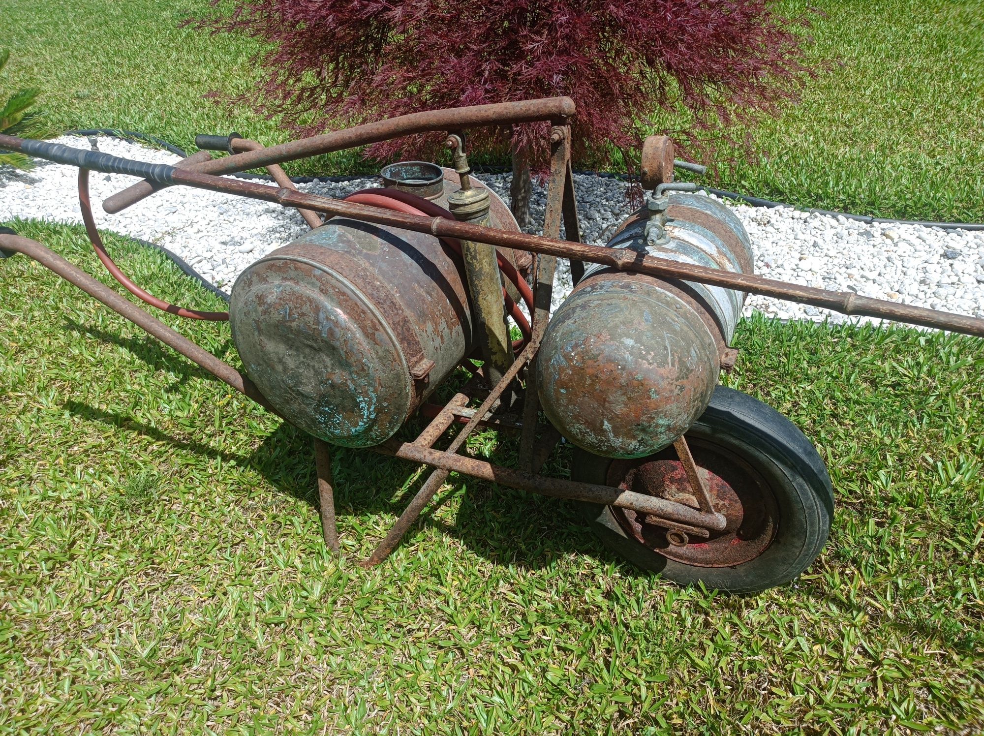 Carrinho de sulfatar em cobre