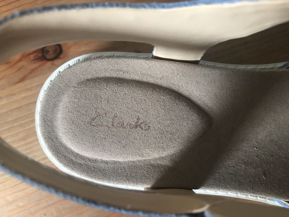 Босоніжки сандалії Clarks. 40, 41 р. Натуральная кожа.