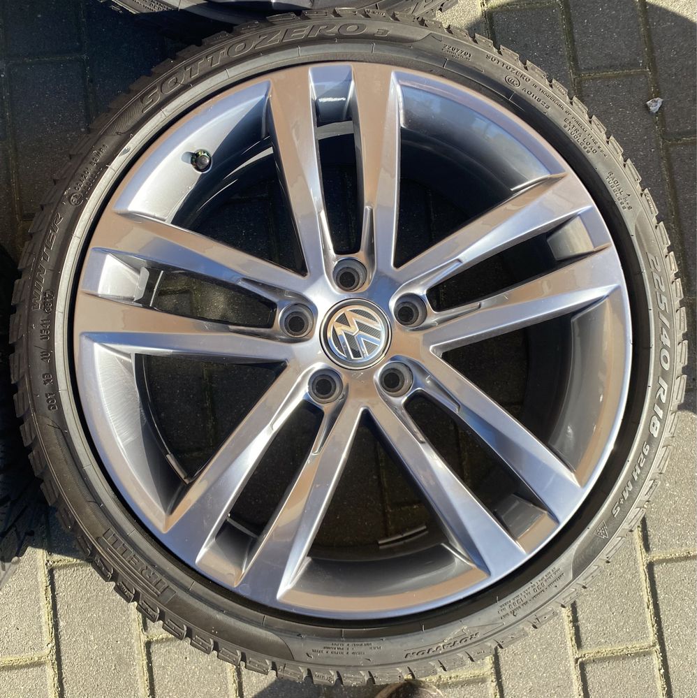 Alufelgi z oponami 225/40 R18 VW Golf VI VII 5G0 VIII GTI Jetta Caddy