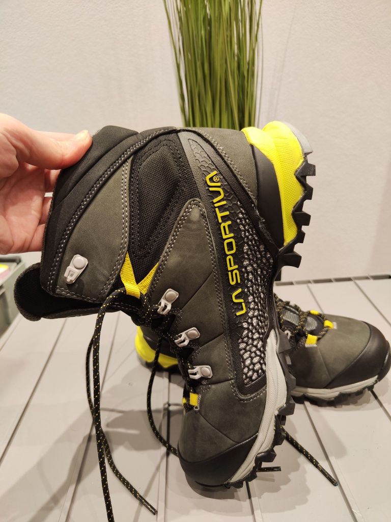 La sportiva nucleo GTX buty do chodzenia gorskiego trekkingowe rozm 41