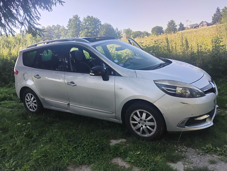 Renault scenic 1.2 benzyna 132 koni 7 osobowe