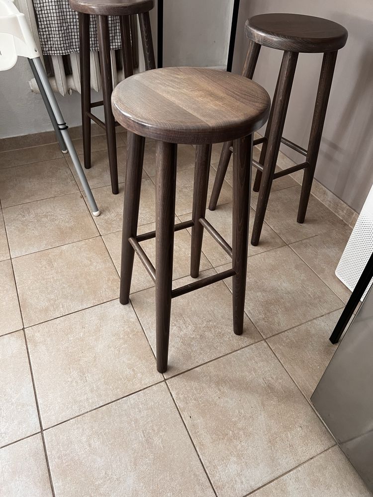 Taboret barowy hoker drewniany szary