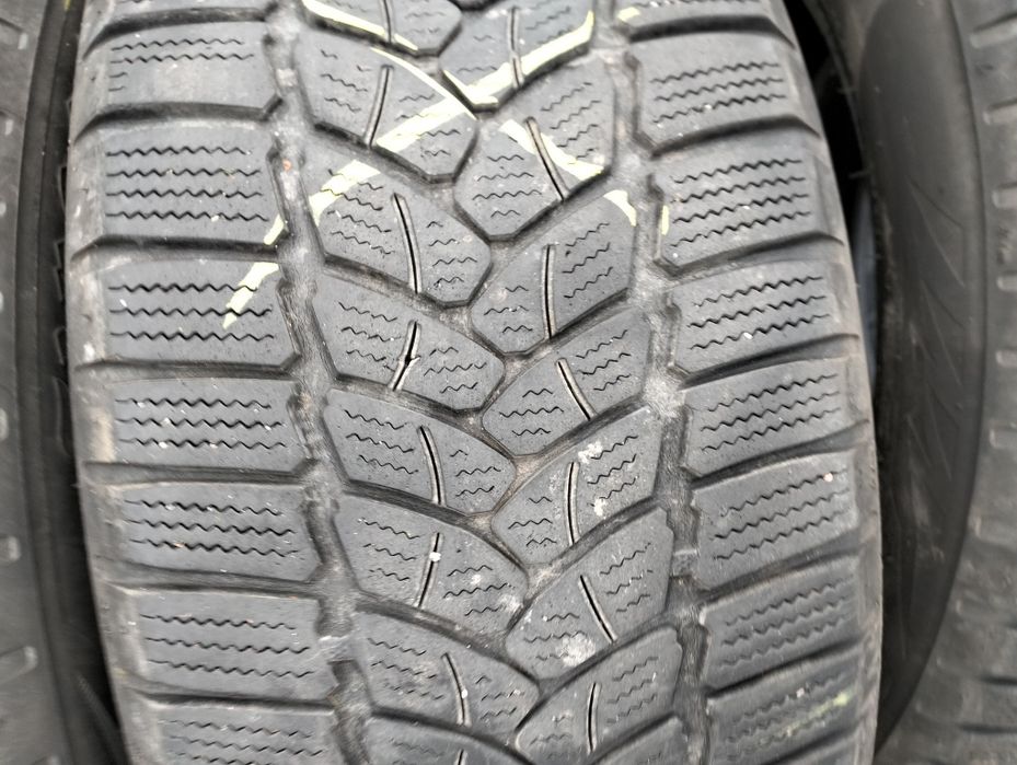 Sprzedam opony zimowe r16 205/55
