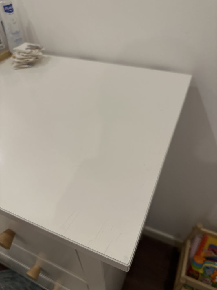 Vendo comoda HEMNES