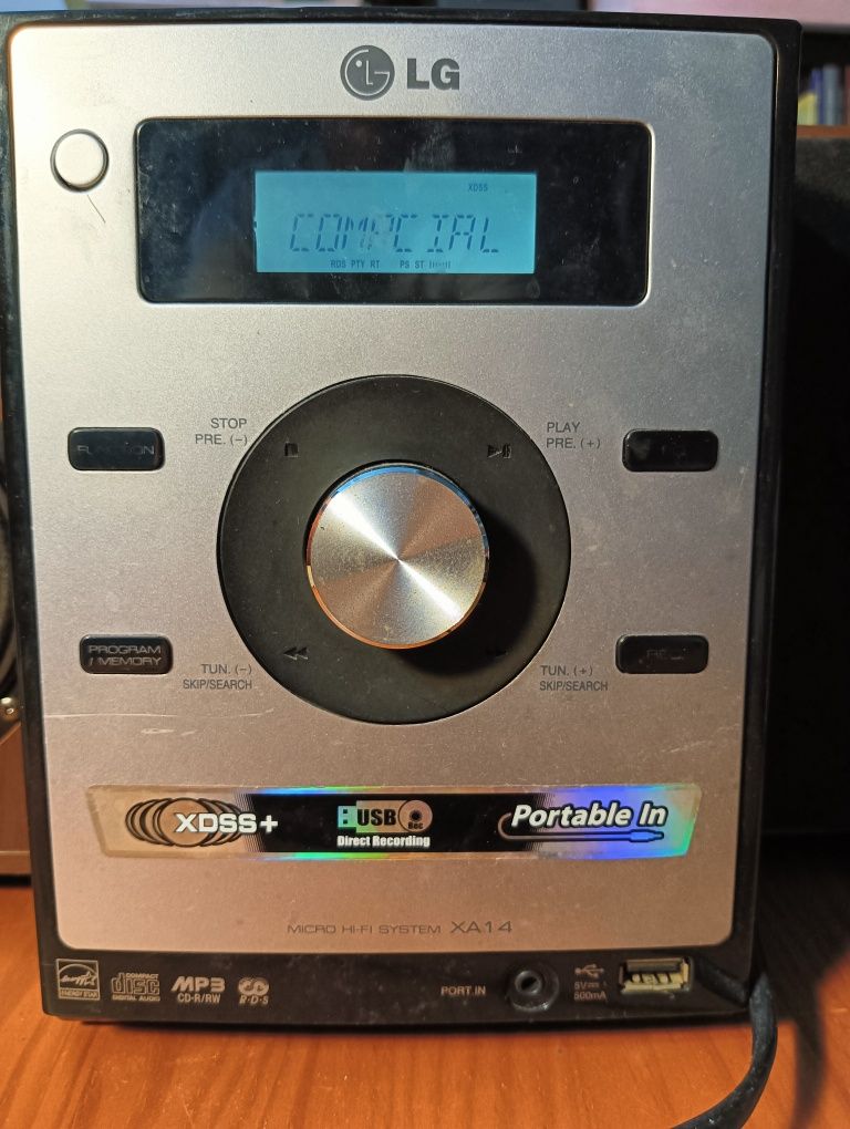 Aparelhagem LG com leitor de CD, MP3 etc*