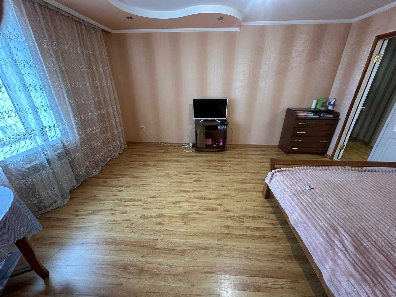 Продаж 4-кімнатної квартири, 94.6 кв. м., вул. О. Антонова