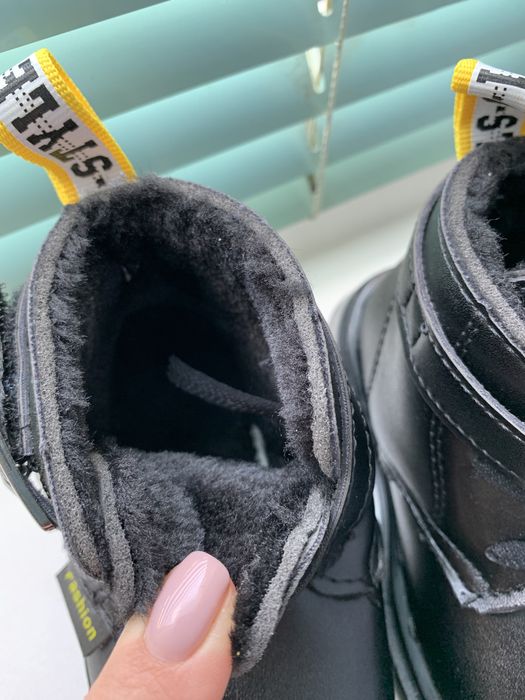 Новые детские зимние ботинки