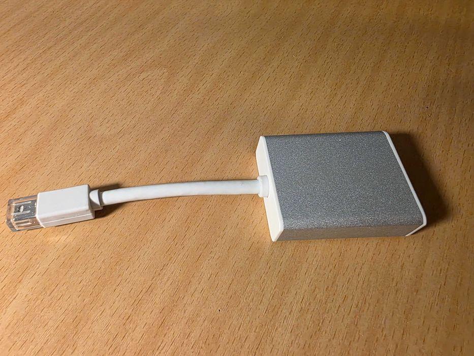 Adaptador de Cabo de Vídeo Moshi Mini DisplayPort - VGA para Macs