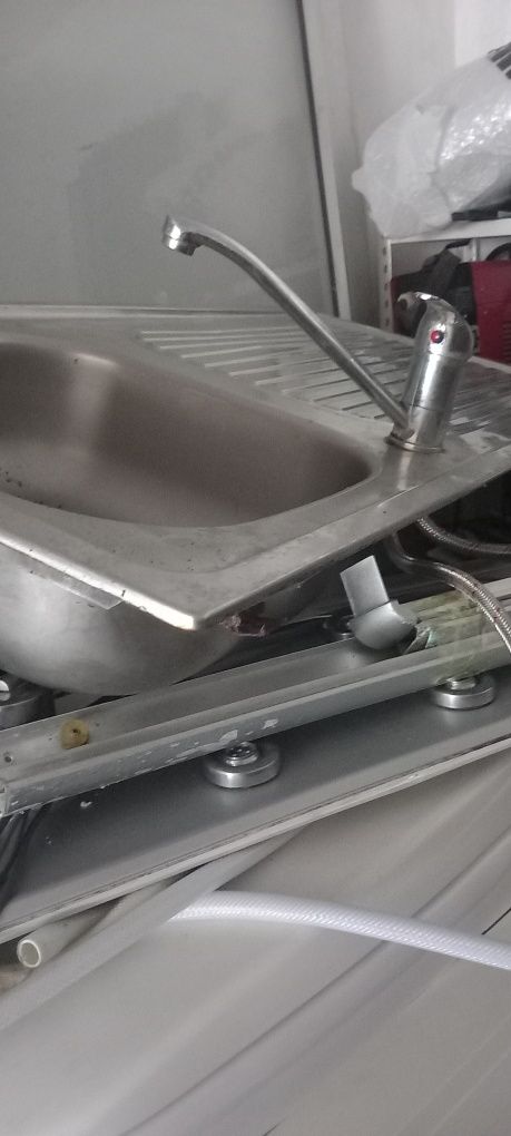 Lava loiças em inox c/misturadora