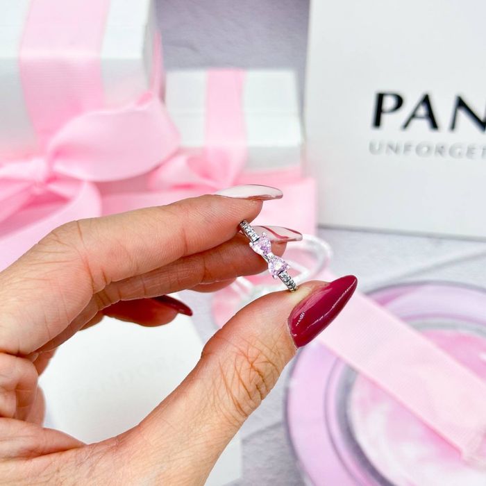 Срібна каблучка "Рожевий бант" Pandora (Пандора) 193510C01