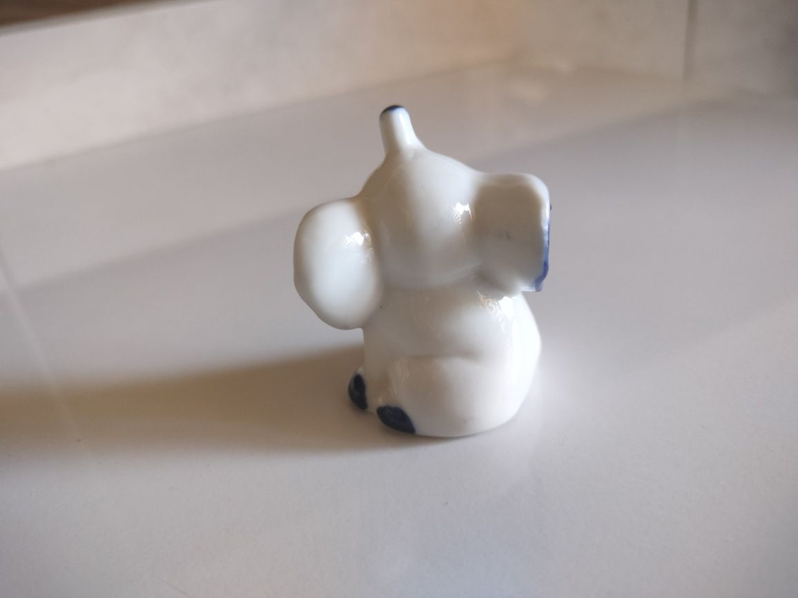 Porcelanowy Słonik