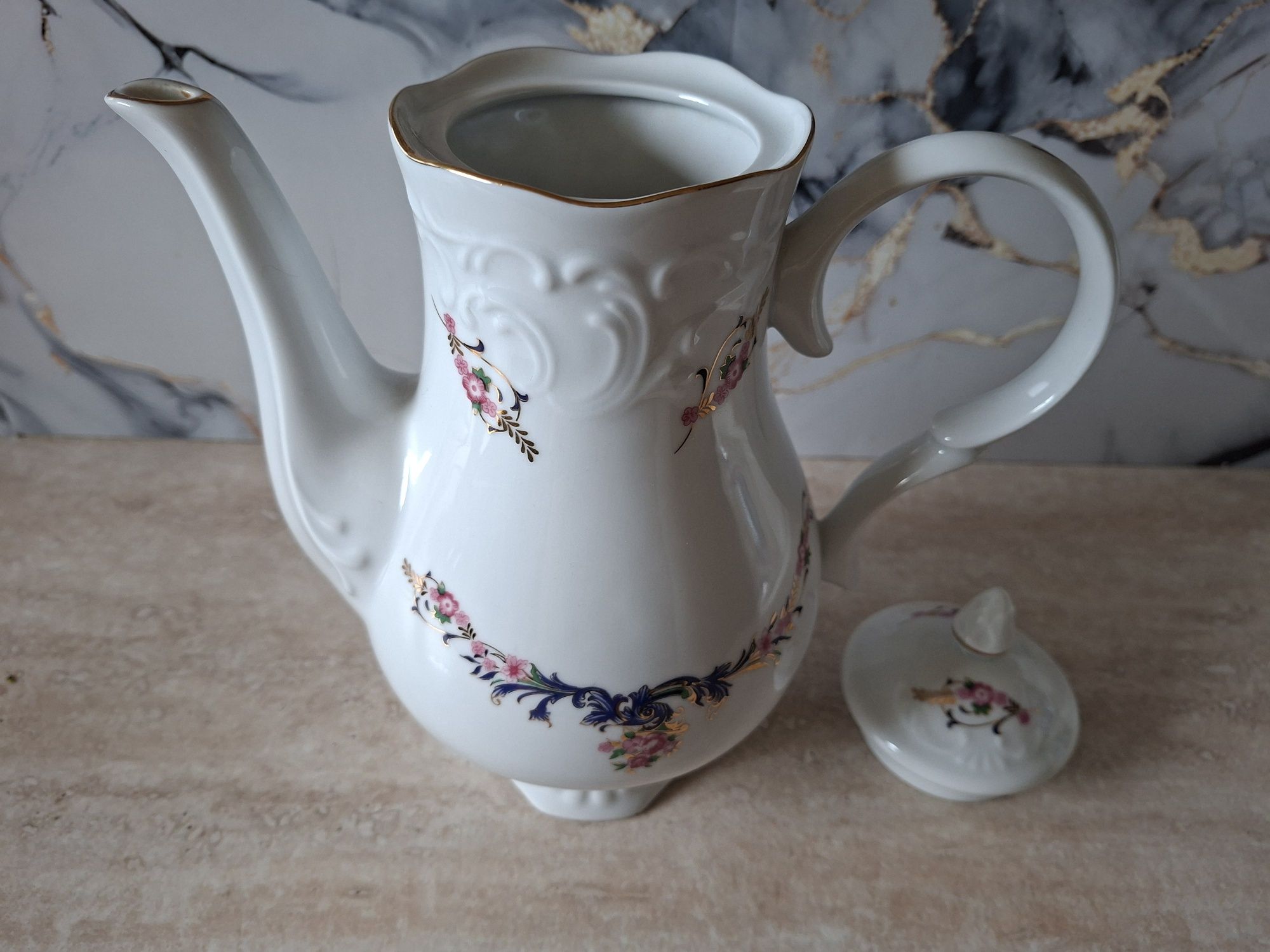 Dzbanek porcelanowy Menuet