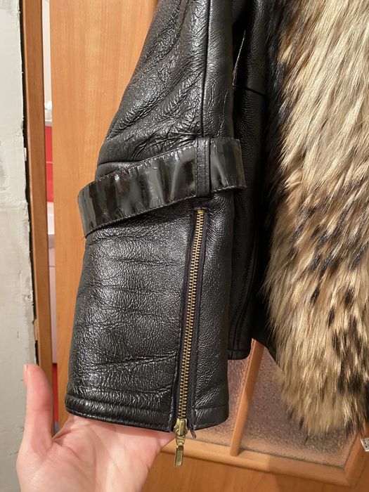 Дубленка кожа (овчина), натуральный мех енот