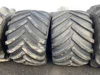 1050/50r32   BKT