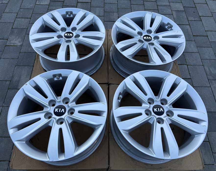 Oryginalne felgi Kia Sportage Ceed Carens Optima  17" 5x114.3 TPMS