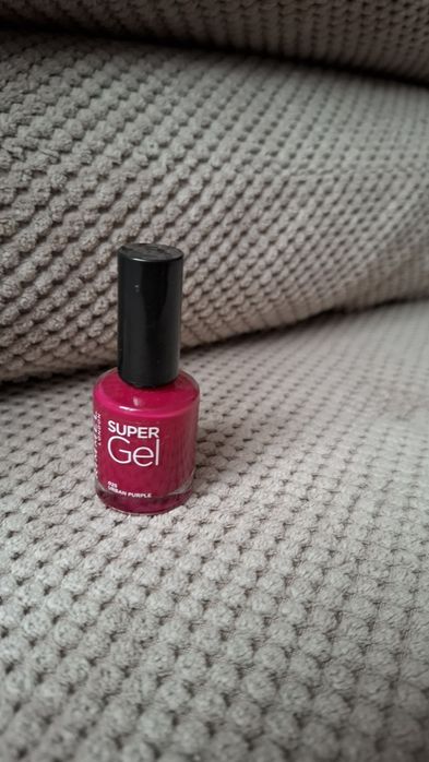 Lakier do paznokci rimmel super gel