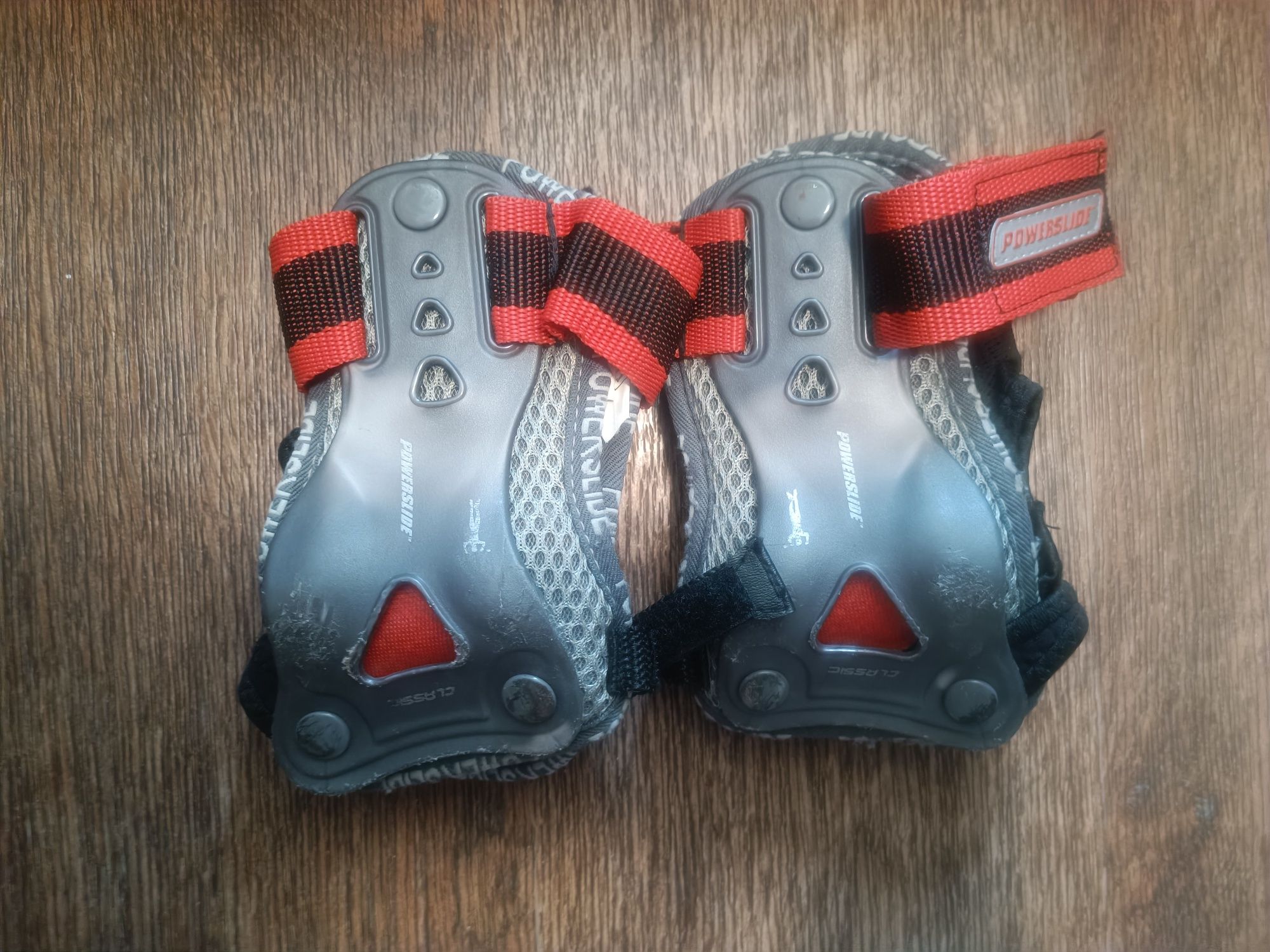 Ролики Rollerblade 2 (22.5 см - 25.5 см) + защита для кистей