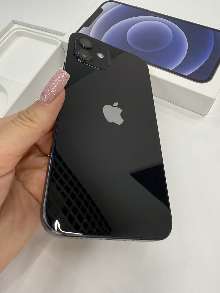 Iphone 12 czarny 64 gb