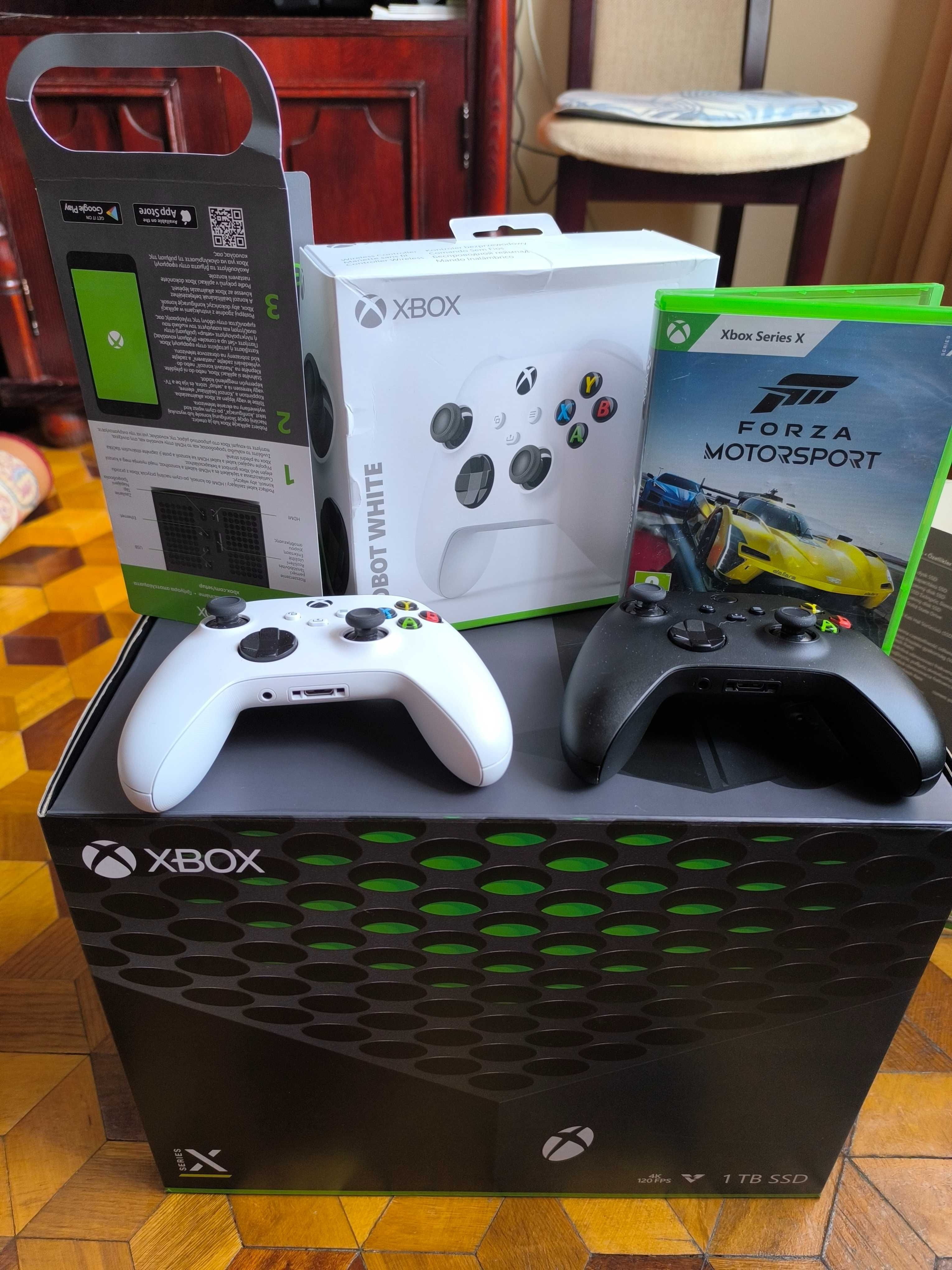 Xbox series X 1 TB SSD + 2 oryginalne pady + gra Forza Motorsport