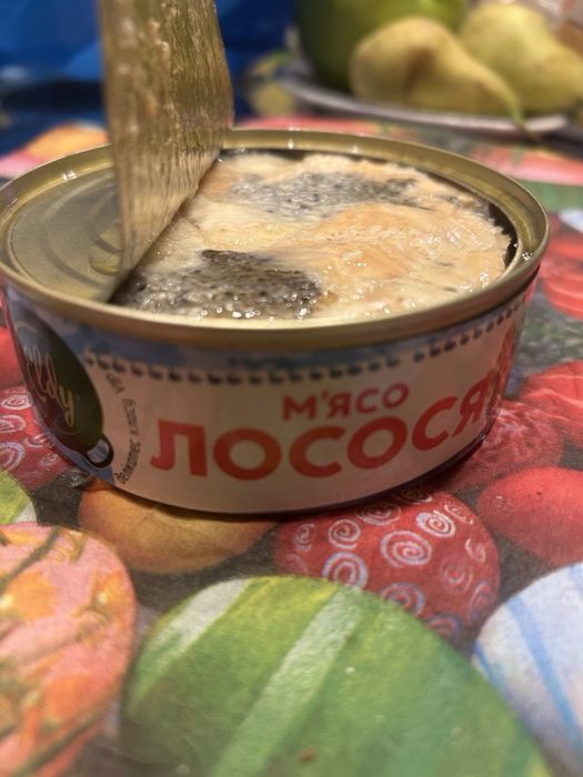 Мясо лосося.Тушонки.Язик.РИБА.КАШИ с мясом.рибние консерви